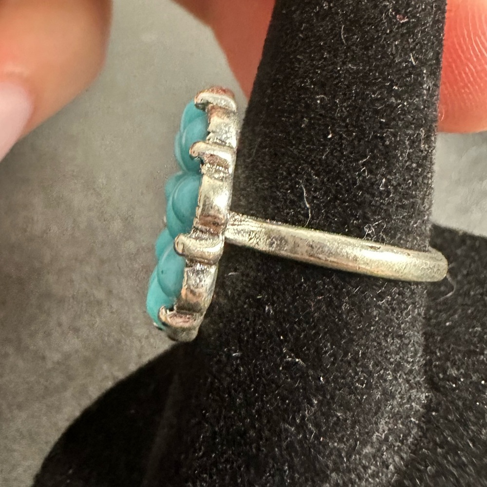Silver and Turquoise Flower Southwestern Ring 6 - Picture 6 of 7